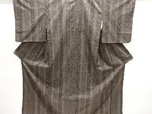 縞に麻の葉模様織り出し本場泥大島紬着物(5マルキ)